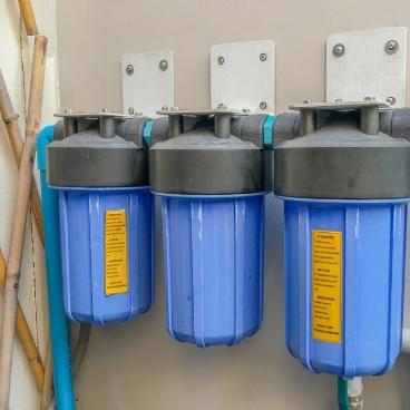 Whole House Water Filter Leaking From Top (6 Step Guide) 1 whole house water filter leaking from top