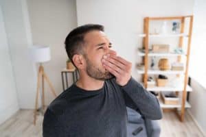 Dakota Norris 18 ac smells musty