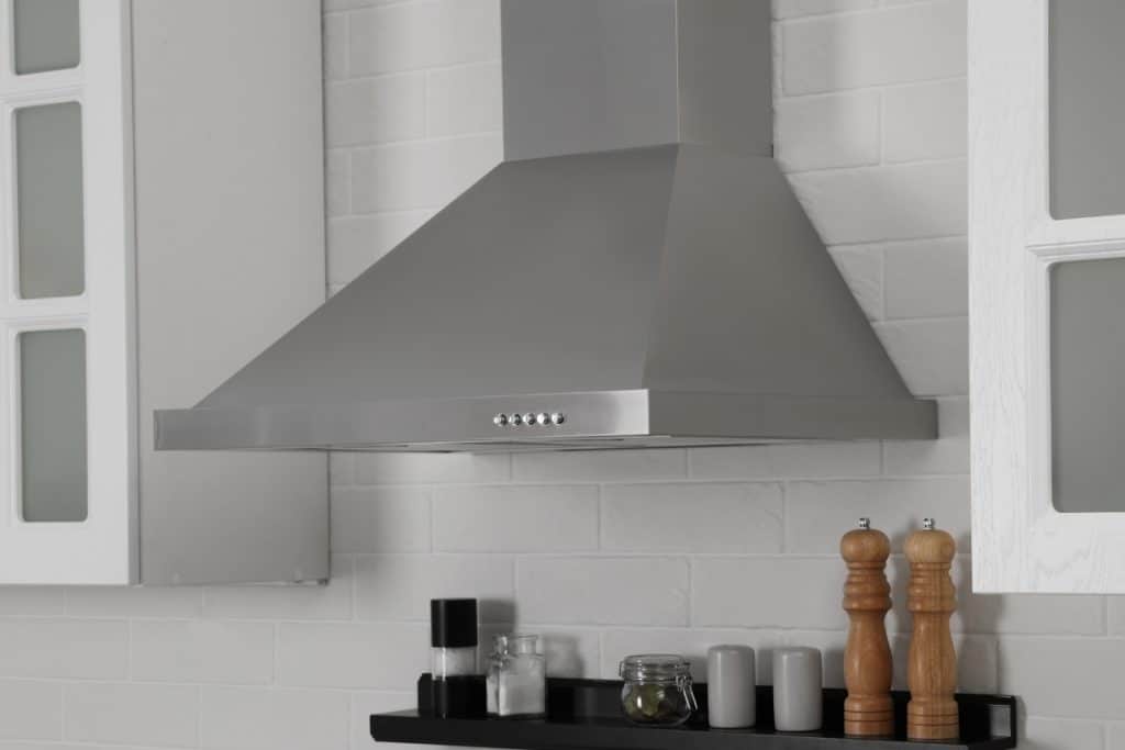 How Many CFM For My Range Hood? (4 Step Guide) 1