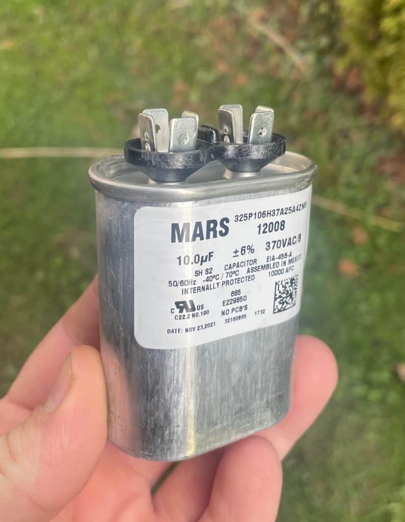 How Long Do AC Capacitors Last? (And Reasons Why They Fail) 3