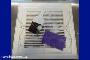 clean bath fan cover with water