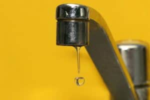 how do you fix a leaky kitchen faucet