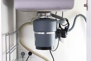 how to clean food disposal