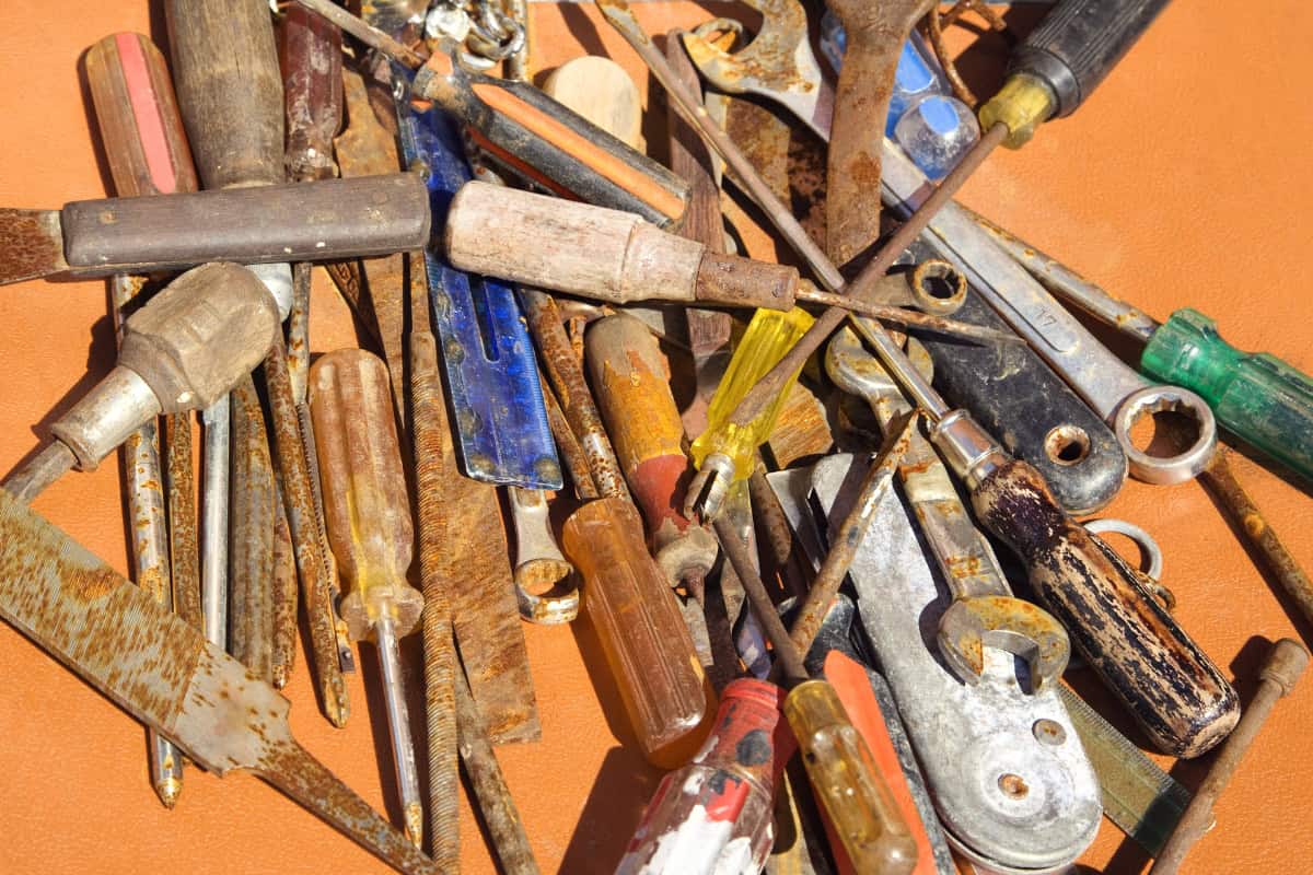 15 Ways To Remove Rust From Metal (Natural & Chemical Solutions) 1 how to remove rust from metal